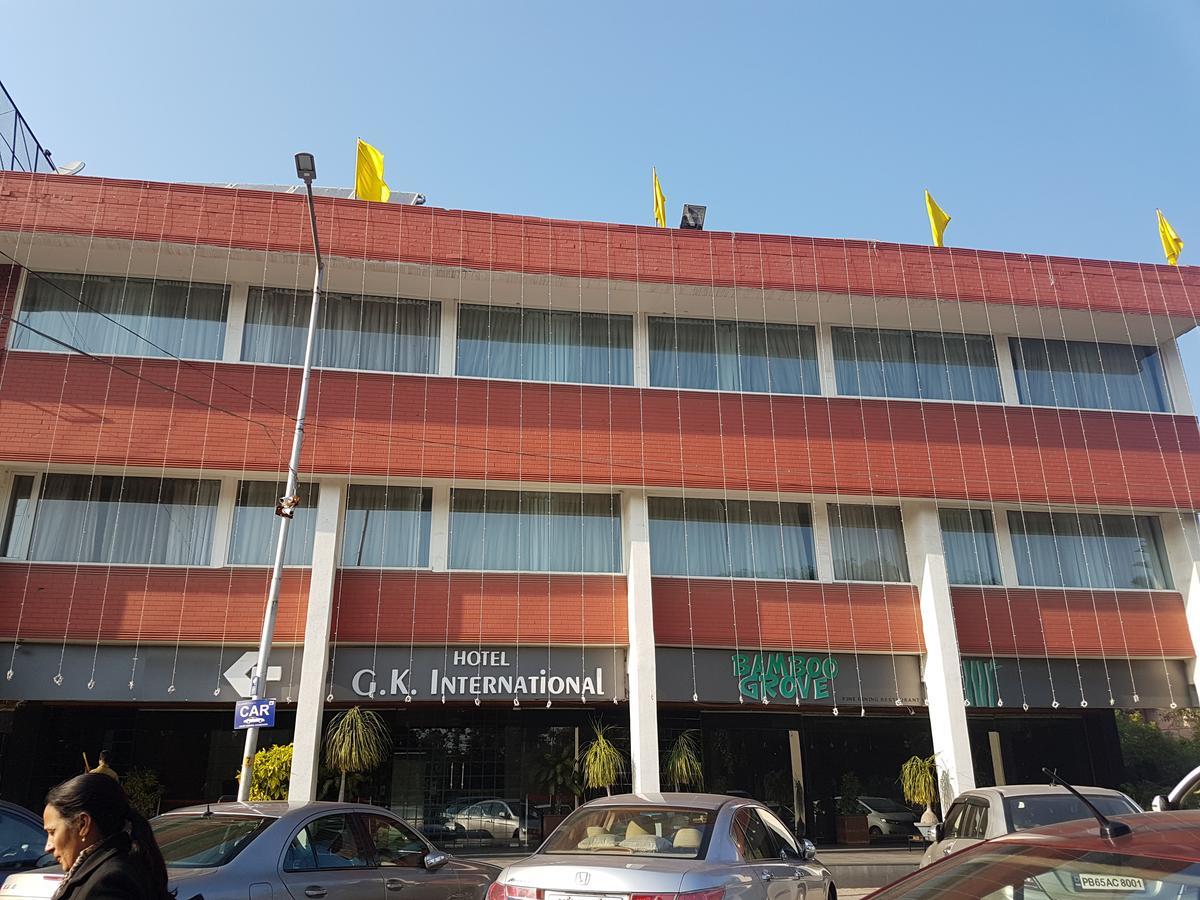 Hotel Gk International Chandigarh Exterior photo